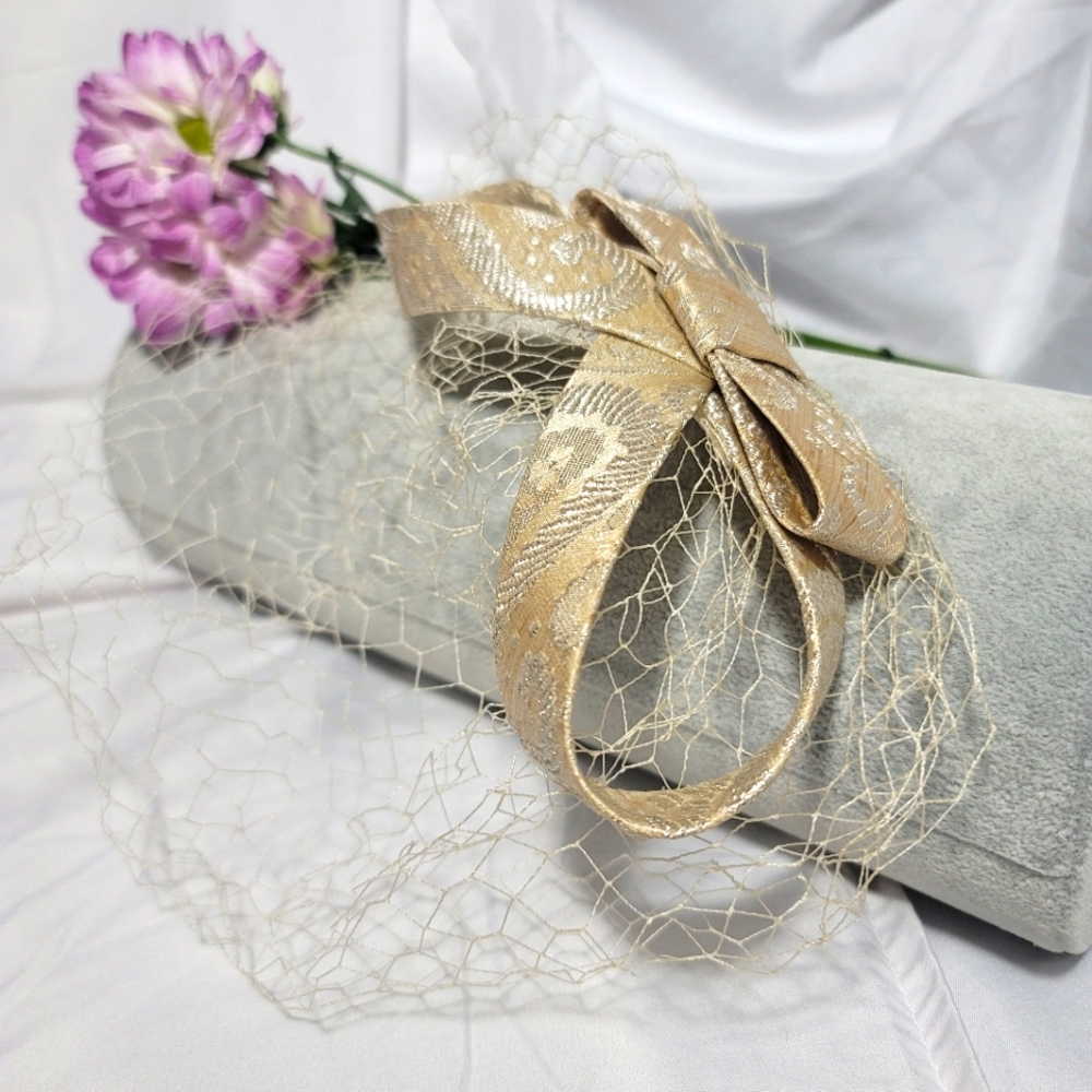 Vintage Wedding Veil Hairpiece